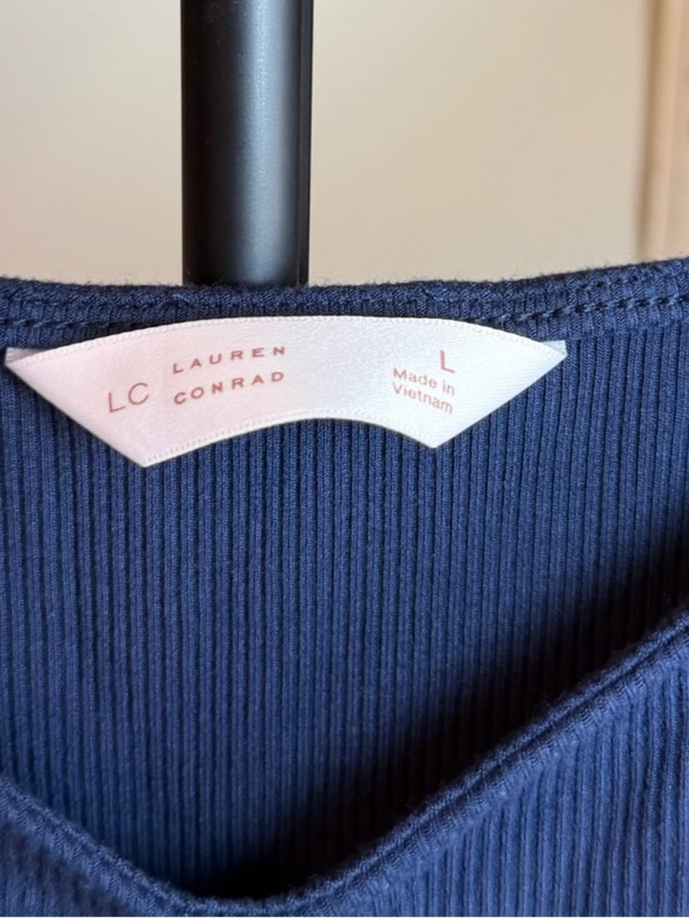 Navy Ribbed V-Neck Bodysuit - Picture 6 of 6